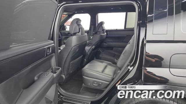 Hyundai Santa Fe 2023 — Фото 11/20