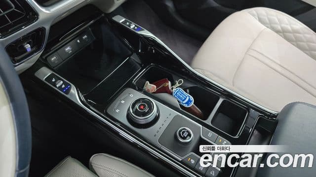 Kia Sorento 2023 — ფოტო 9/20