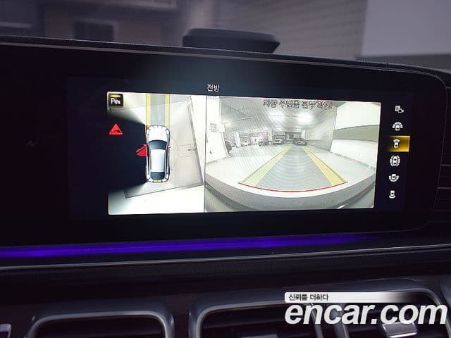 Mercedes-Benz GLE-Class 2022 — ფოტო 8/20