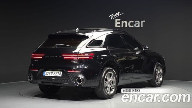 Genesis GV70 2021 — ფოტო 2/20