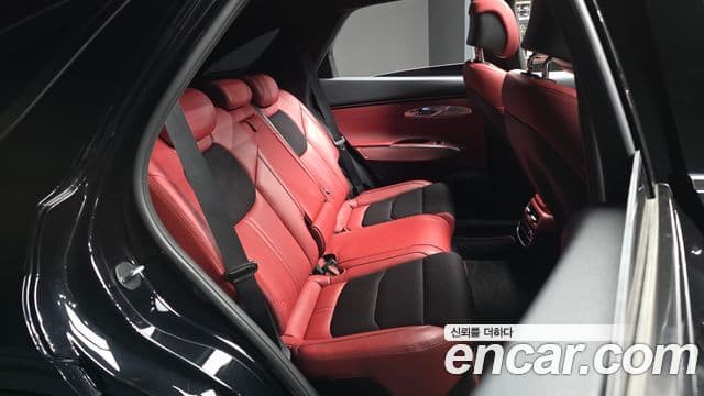 Genesis GV70 2021 — ფოტო 12/20