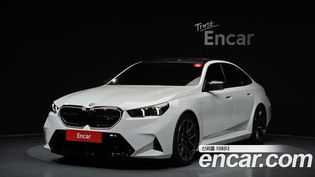 BMW M5 2025 — Şəkil 1/20