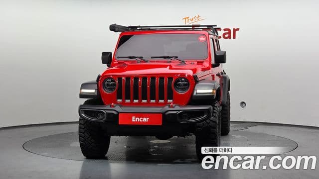 Jeep Wrangler 2018 — ფოტო 2/20