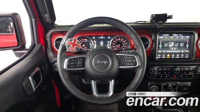 Jeep Wrangler 2018 — ფოტო 13/20