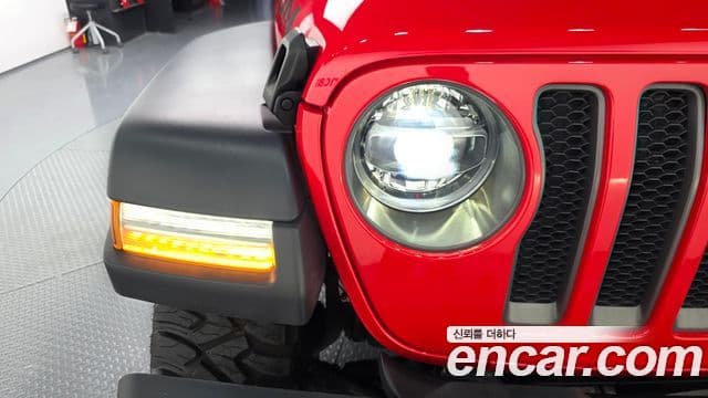 Jeep Wrangler 2018 — Photo 2/28