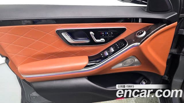 Mercedes-Benz S-Class 2021 — ფოტო 16/35