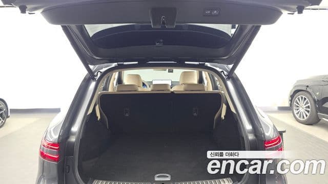 Genesis GV70 2021 — фото 19 из 20