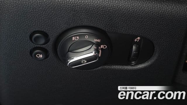 Mini Cooper Electric 2023 — ფოტო 12/30
