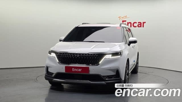 Kia Carnival 2023 — Фото 3/20