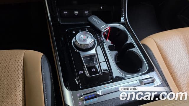 Kia Carnival 2023 — Фото 9/20
