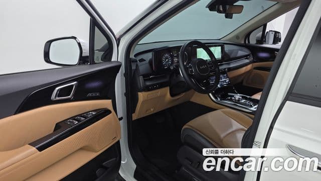Kia Carnival 2023 — Фото 10/20