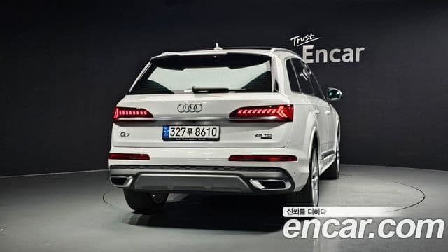 Audi Q7 2023 — Photo 13/20