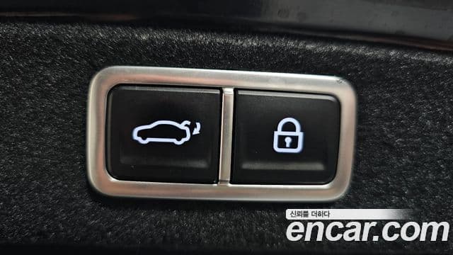 Hyundai Grandeur 2023 — Şəkil 18/20
