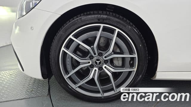 Mercedes-Benz E-Class 2020 — Фото 5/20