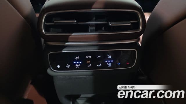 Genesis GV80 2025 — Şəkil 28/36