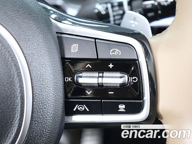 Kia Sorento 2024 — Фото 15/20