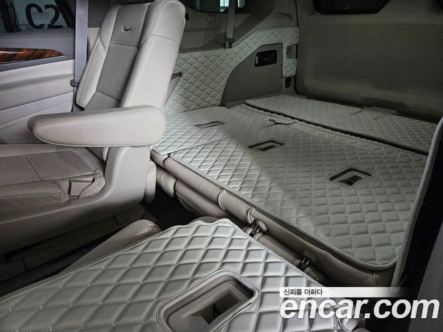 Cadillac Escalade 2021 — Şəkil 10/20