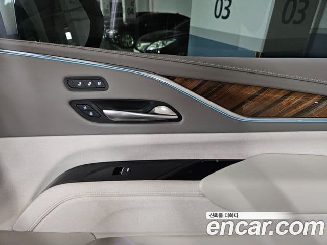 Cadillac Escalade 2021 — Şəkil 17/20