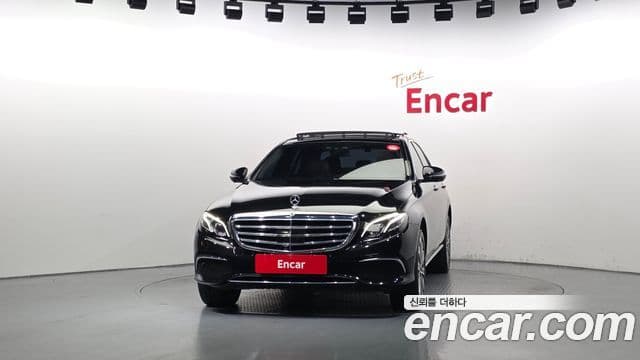 Mercedes-Benz E-Class 2020 — ფოტო 3/20