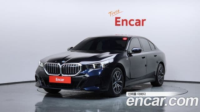BMW 5 Series 2024 — Şəkil 1/20