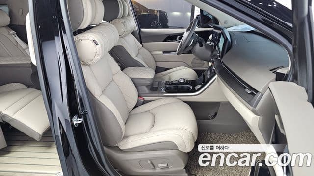 Kia Carnival 2022 — Şəkil 10/20
