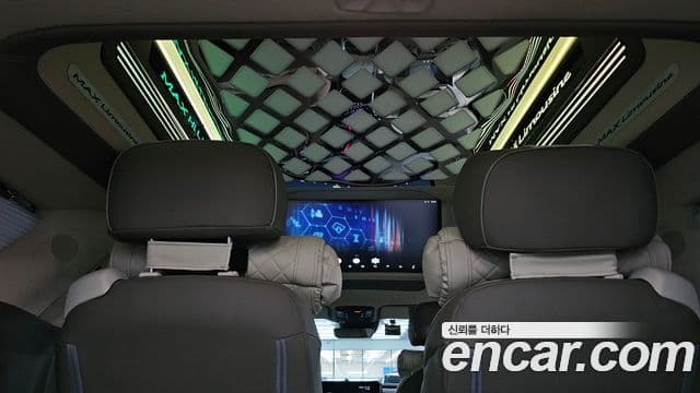 Kia Carnival 2022 — Şəkil 18/20