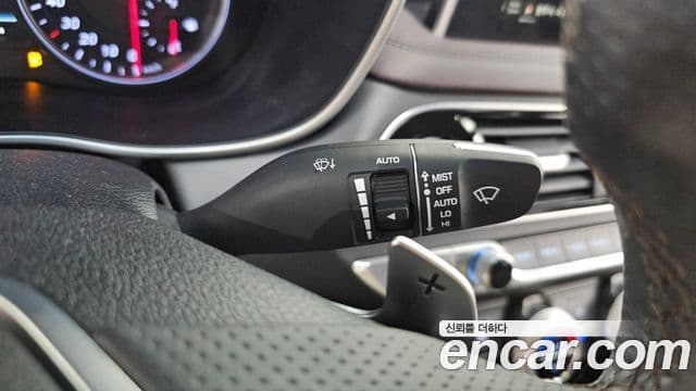Genesis G70 2019 — Photo 3/31