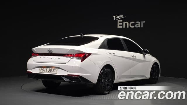 Hyundai Avante 2023 — фото 2 из 20