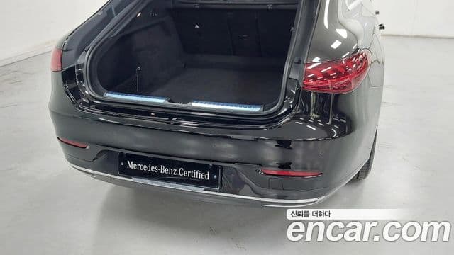 Mercedes-Benz EQS 2022 — ფოტო 11/20