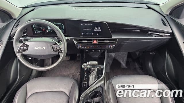 Kia Niro 2022 — ფოტო 7/20