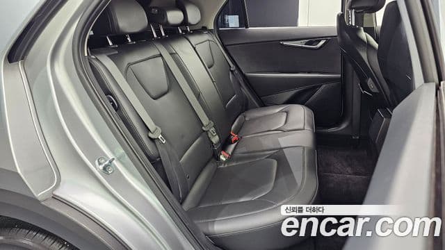Kia Niro 2022 — ფოტო 11/20