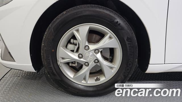 Hyundai Avante 2023 — ფოტო 5/20