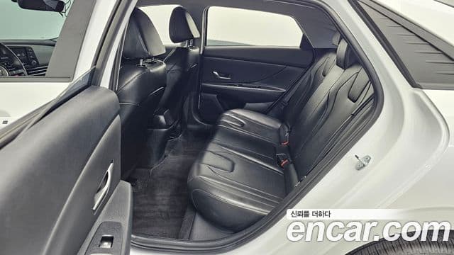 Hyundai Avante 2023 — Фото 11/20