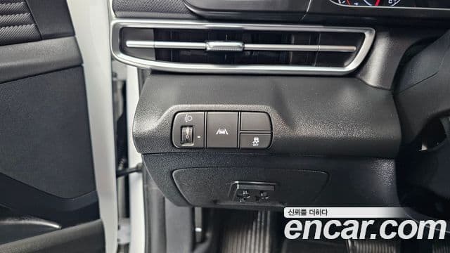 Hyundai Avante 2023 — Фото 18/20