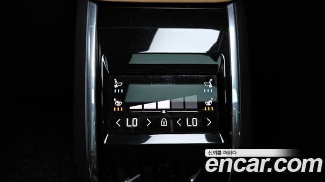 Volvo S90 2022 — ფოტო 11/20