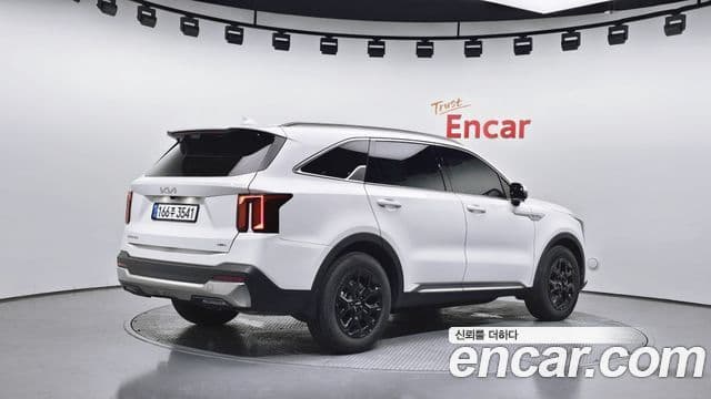 Kia Sorento 2025 — Фото 2/20