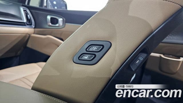 Kia Sorento 2025 — Фото 17/20
