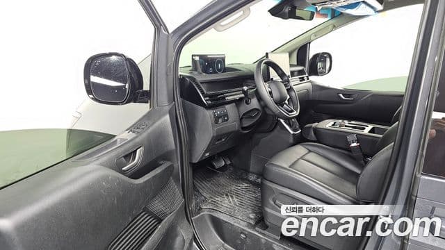 Hyundai Staria 2026 — Şəkil 1/30