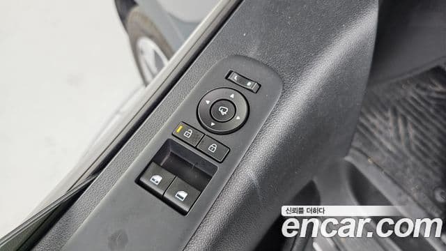 Hyundai Staria 2026 — Şəkil 18/30