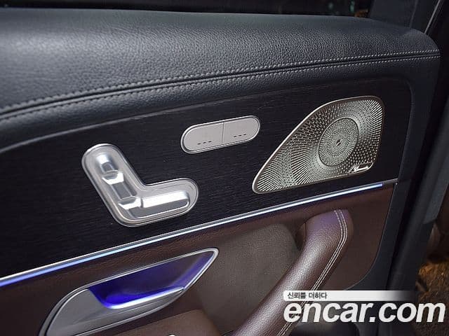 Mercedes-Benz GLS-Class 2022 — фото 4 из 20