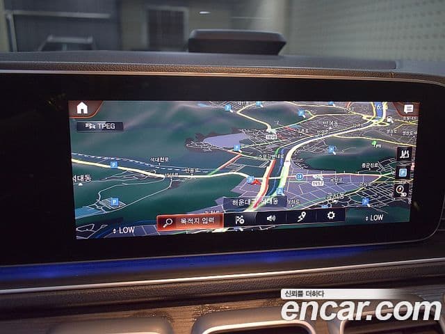 Mercedes-Benz GLS-Class 2022 — ფოტო 11/20