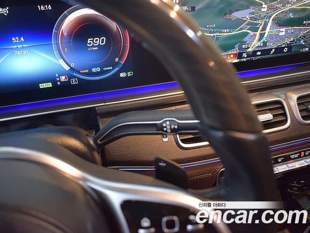 Mercedes-Benz GLS-Class 2022 — ფოტო 13/20