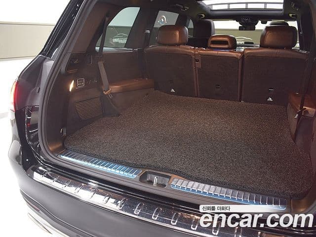 Mercedes-Benz GLS-Class 2022 — ფოტო 17/20