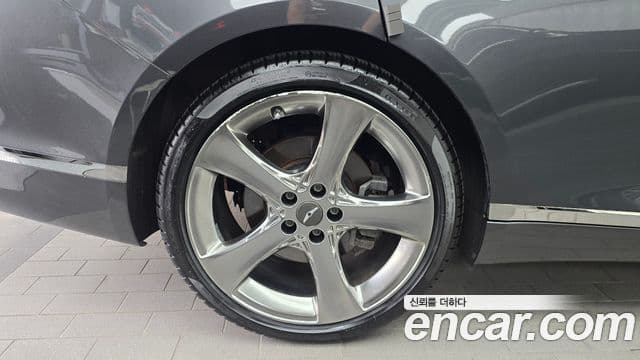 Genesis G80 2020 — Photo 27/33