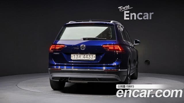Volkswagen Tiguan 2018 — Şəkil 4/20