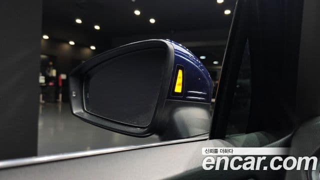 Volkswagen Tiguan 2018 — Şəkil 19/20
