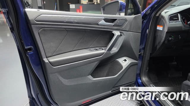 Volkswagen Tiguan 2018 — Şəkil 5/36