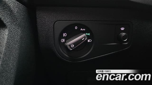 Volkswagen Tiguan 2018 — Şəkil 4/36
