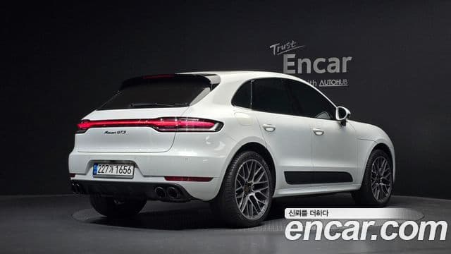 Porsche Macan 2020 — Şəkil 7/32