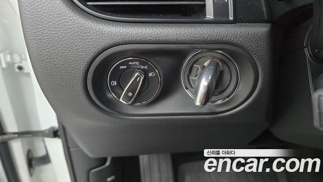 Porsche Macan 2020 — Şəkil 15/32